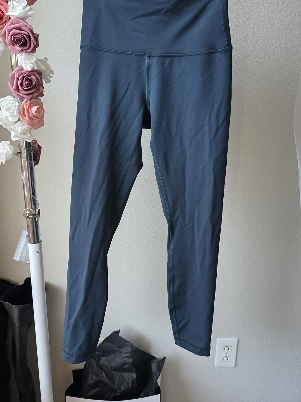 lululemon athletica Navy Blue High-Rise Leggings - Picture 3 of 5